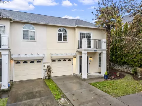 13703 SE 149th Ter, Happy Valley, OR 97015