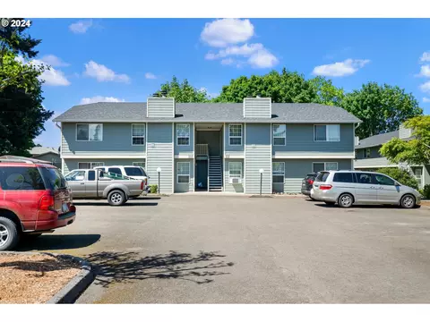 503 N Knott St, Canby, OR 97013