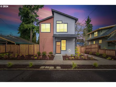 9397 N Ivanhoe St, Portland, OR 97203