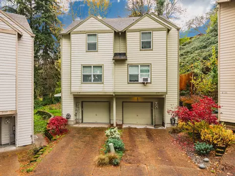 6137 NE 14th Ct, Vancouver, WA 98665