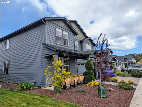 408 Cameo Dr, Hood River, OR 97031