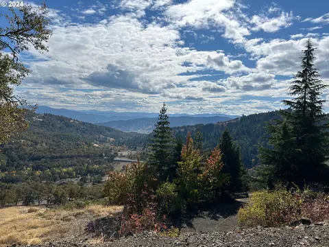 0 Eagle Dr #37, Roseburg, OR 97471