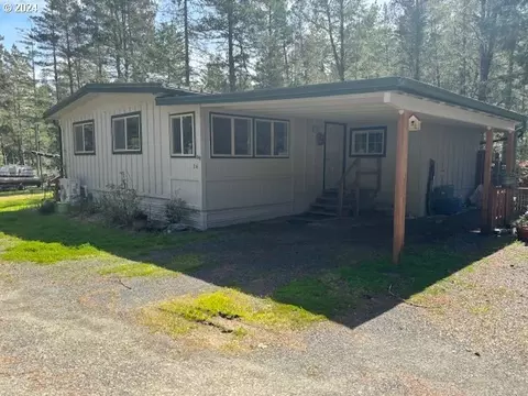 88875 Bayberry Ln #24, Florence, OR 97439
