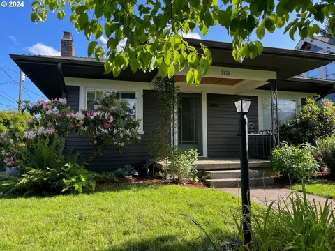 7064 NE Flanders St, Portland, OR 97213