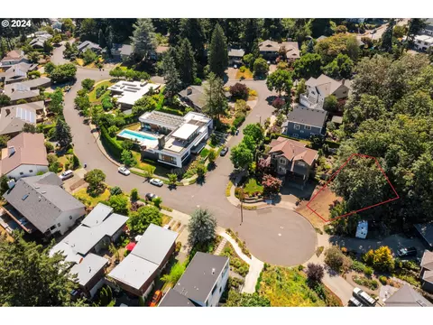 se ash pl, Portland, OR 97215