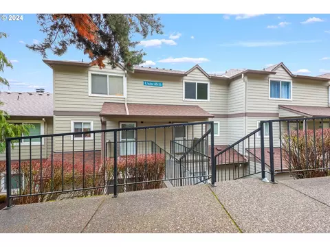 6301 White Tail Dr #49, West Linn, OR 97068