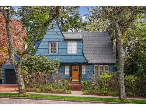 3566 SW Council Crest Dr, Portland, OR 97239
