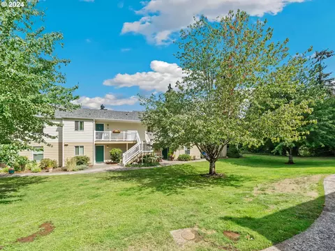 13216 NE Salmon Creek Ave #T-6, Vancouver, WA 98686