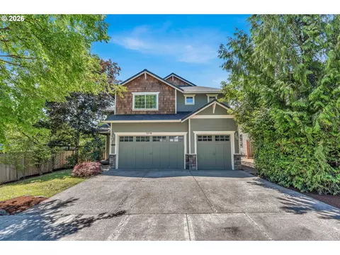 1018 34th Pl, Forest Grove, OR 97116