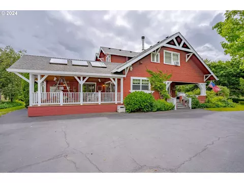 2374 N Boones Ferry Rd, Woodburn, OR 97071