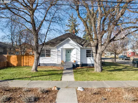 2300 A St, Baker City, OR 97814