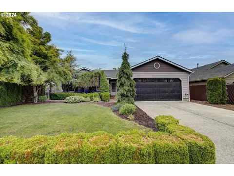 8207 NE 163rd Ave, Vancouver, WA 98682