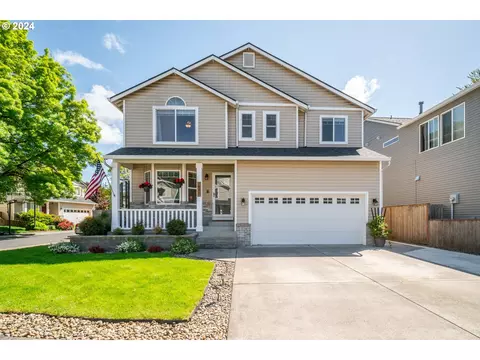 1942 Meadowood Loop, Woodland, WA 98674
