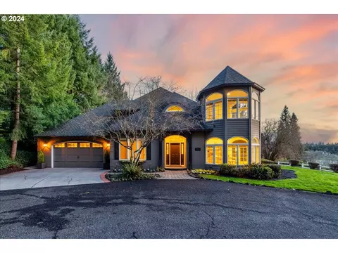 5510 SW Delker Rd, Tualatin, OR 97062