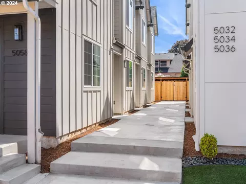 5054 NE 14th Ave #3, Portland, OR 97211
