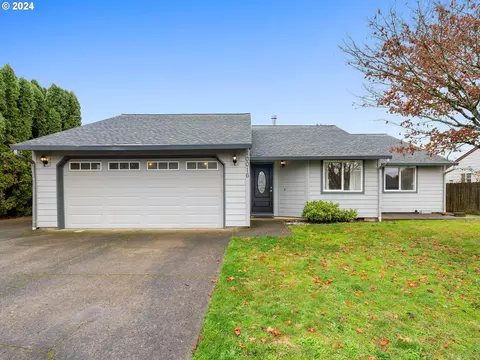 10016 NE 71st St, Vancouver, WA 98662