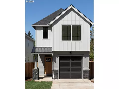 2476 Debok Rd, West Linn, OR 97068