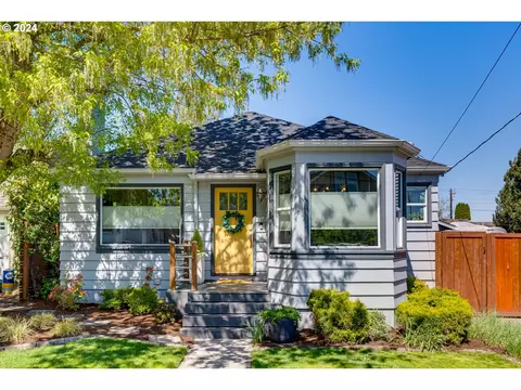 159 NE Stafford St, Portland, OR 97211