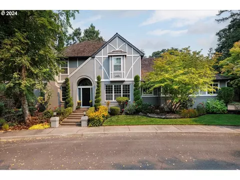 14186 Kimberly Cir, Lake Oswego, OR 97035
