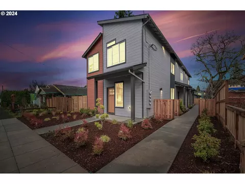 9395 N Ivanhoe St, Portland, OR 97203