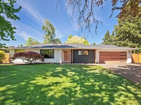 871 NE Birchaire Ln, Hillsboro, OR 97124