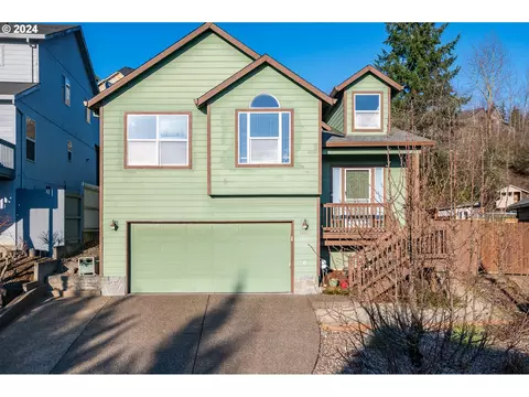 14319 SE Summerfield Way, Happy Valley, OR 97086