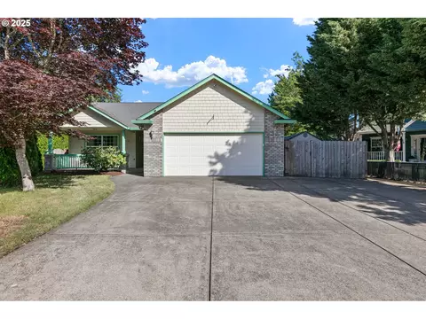 1157 Yew St, Junction City, OR 97448