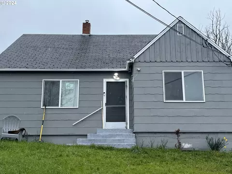 1607 SEddy St, Roseburg, OR 97470