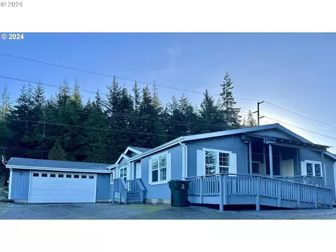 2175 Woodland Dr, Coos Bay, OR 97420