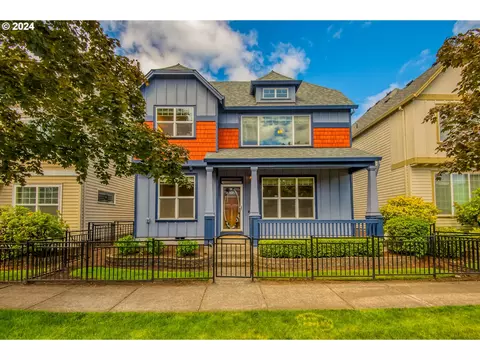 493 NE 62nd Ave, Hillsboro, OR 97124