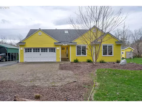 90300 Hawkins Rd, Warrenton, OR 97146
