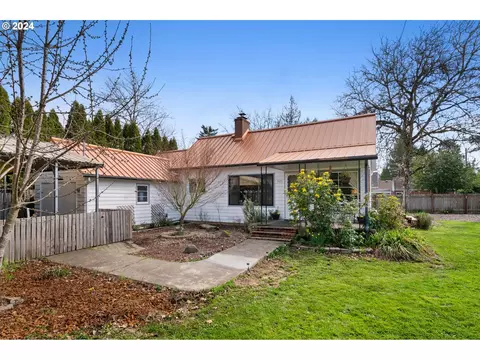 950 SE Hembree St, Mcminnville, OR 97128