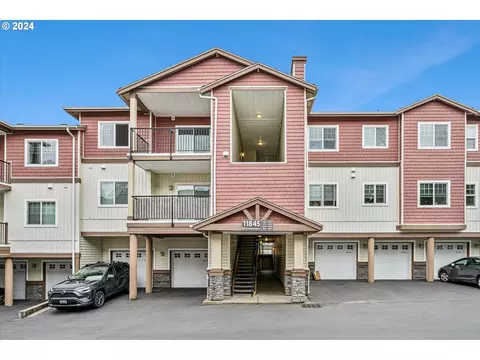 11845 NW Stone Mountain Ln #406, Portland, OR 97229