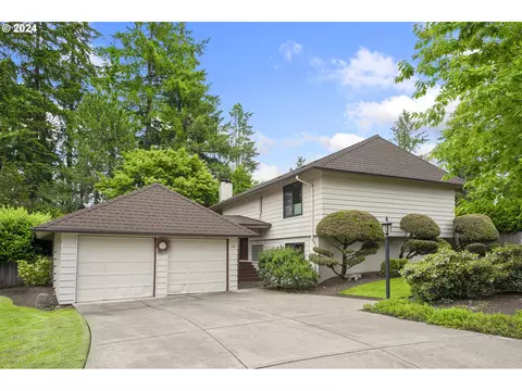 8360 SW Carmel Ct, Portland, OR 97223
