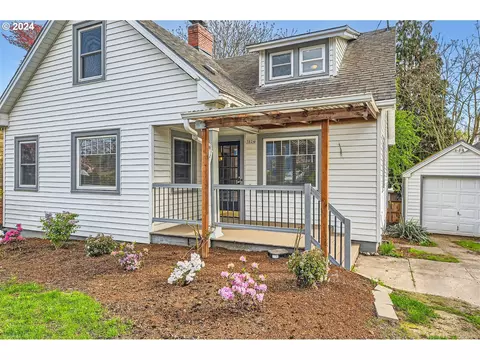 3824 SE Francis St, Portland, OR 97202