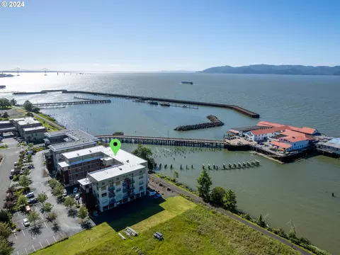 3990 Abbey Ln, Astoria, OR 97103