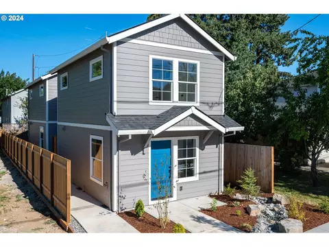8836 N Drummond Ave, Portland, OR 97217