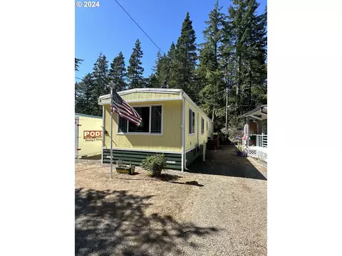 88875 Bayberry Ln #11, Florence, OR 97439