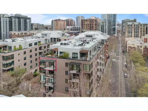 725 NW 10th Ave #507, Portland, OR 97209