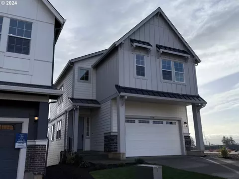 17950 SW Howlock Ln, Beaverton, OR 97007