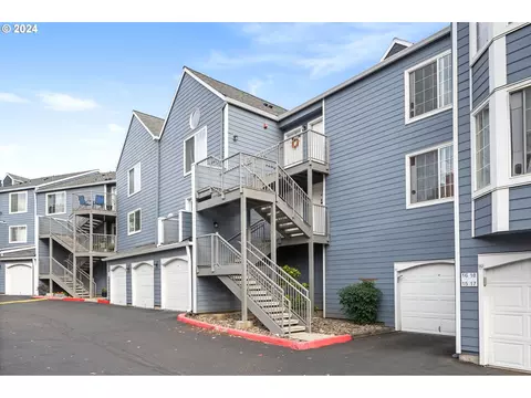 17548 NW Springville Rd #18, Portland, OR 97229