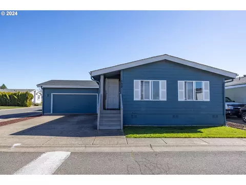 1699 N Terry St #282, Eugene, OR 97402