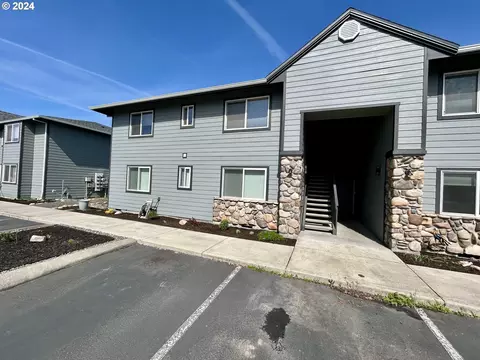 250 Lone Pine Ln #1, The Dalles, OR 97058