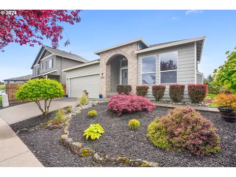 2994 SW 34th Ter, Gresham, OR 97080