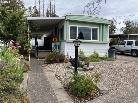 205 S 54th St, Springfield, OR 97478