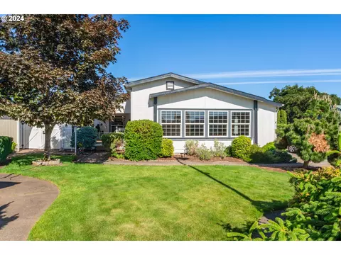 4055 Royal Ave #131, Eugene, OR 97402