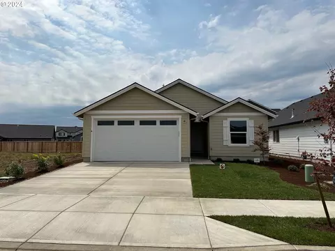 1711 SE Salmonberry Ave, Dallas, OR 97338