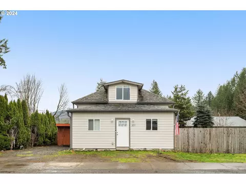 301 W Wilson St, Yacolt, WA 98675
