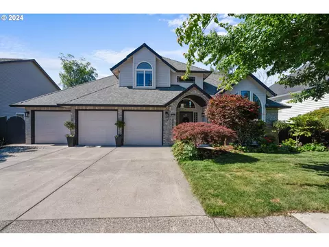 1198 NE Alexandria St, Hillsboro, OR 97124
