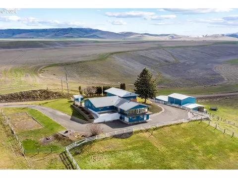 69748 Shaw Rd, Pendleton, OR 97801